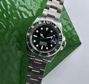 40mm Hulk Emerald Gemstones Sub - NH35 Automatic