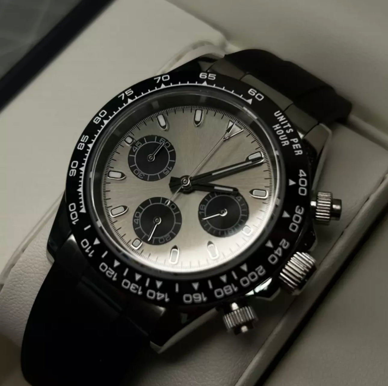 39.3mm quartz Chronograph Luxury Business Watch Men's VK63