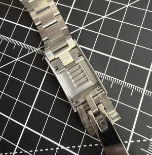 Silver Oyster Band w/ Polished Center - 20mm - Glidelock Clasp