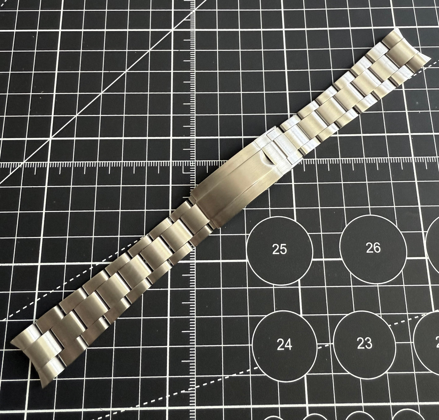 Silver Oyster Band w/ Full Brushed - 20mm - Glidelock Clasp
