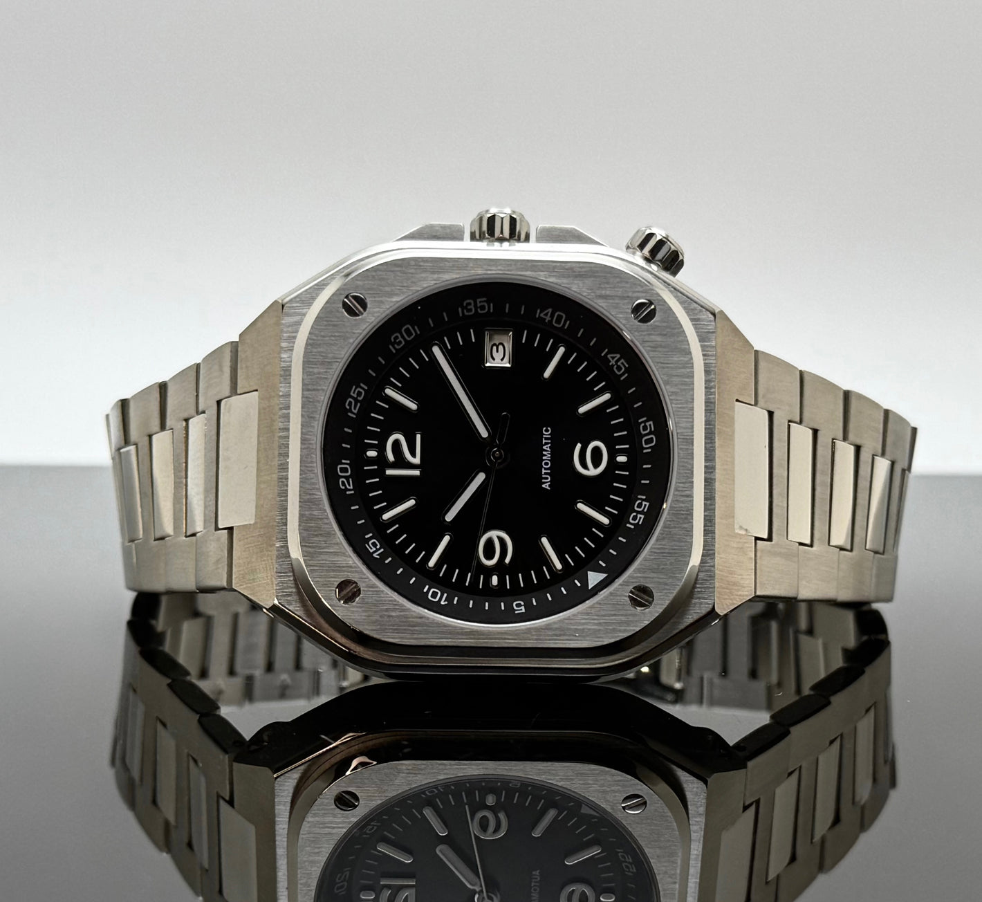 42mm B&R Square Black Watch