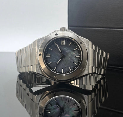 40mm Blue Mother of Pearls Classic Fusion - NH35 Automatic